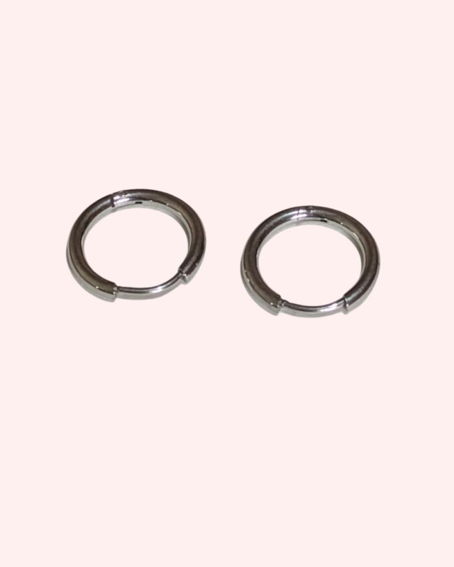 Plain silver hoop - Medium